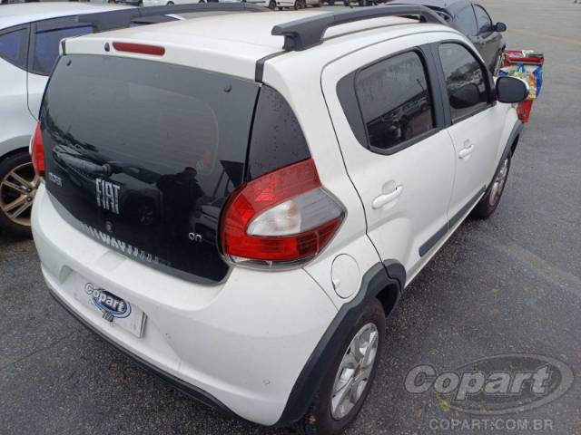 2017 FIAT MOBI 