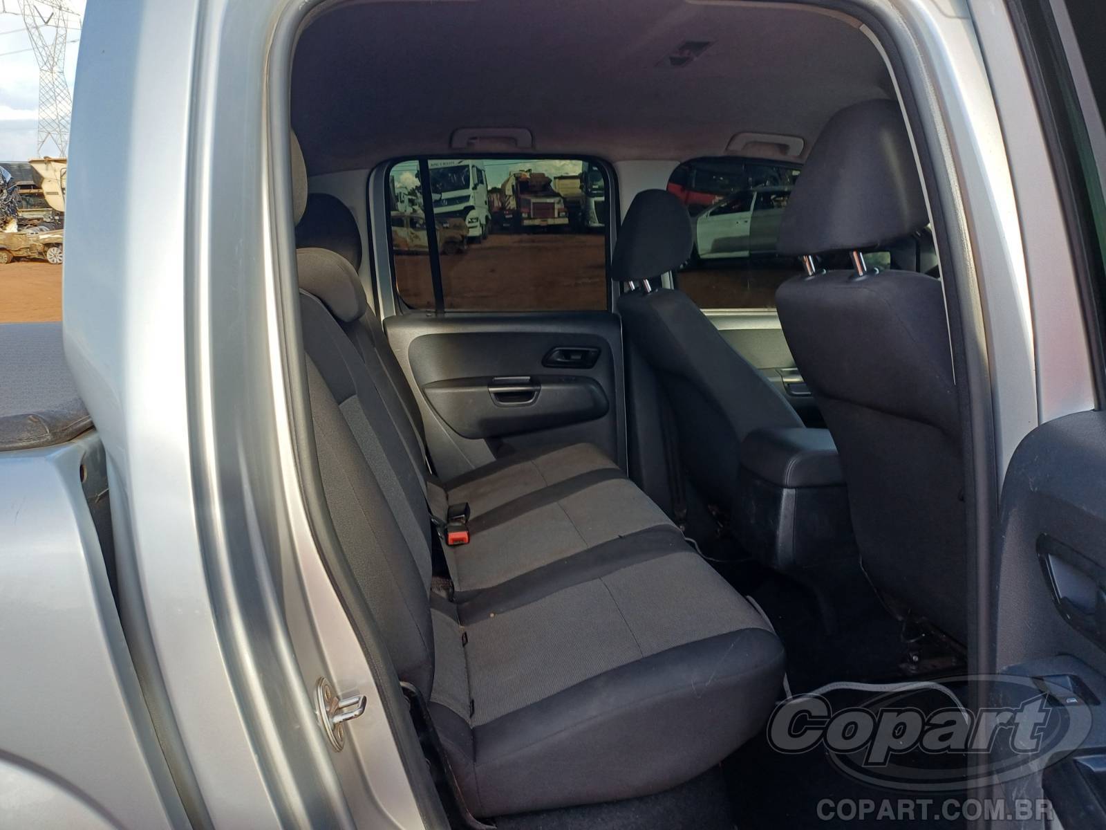 2018 VOLKSWAGEN AMAROK — foto 6 de 10