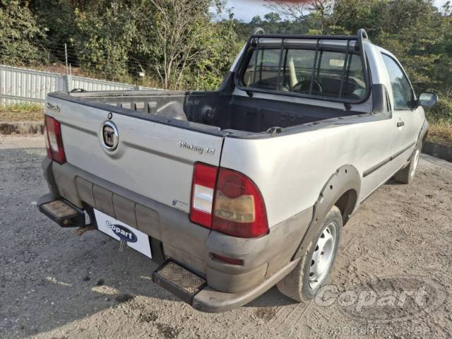 2013 FIAT STRADA 
