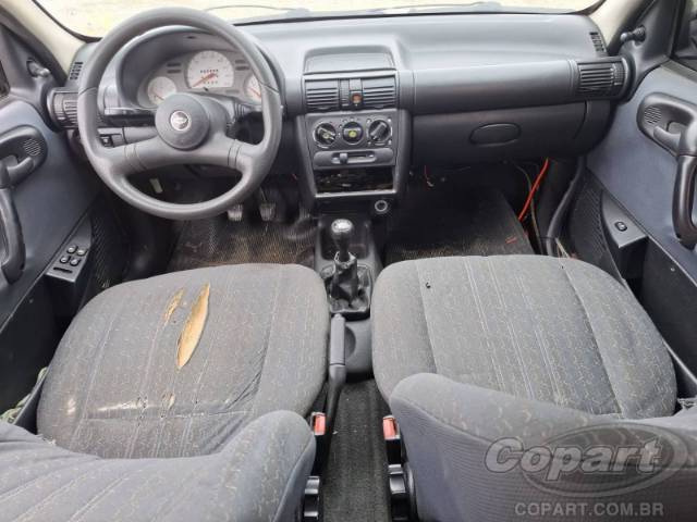 2000 CHEVROLET CORSA 