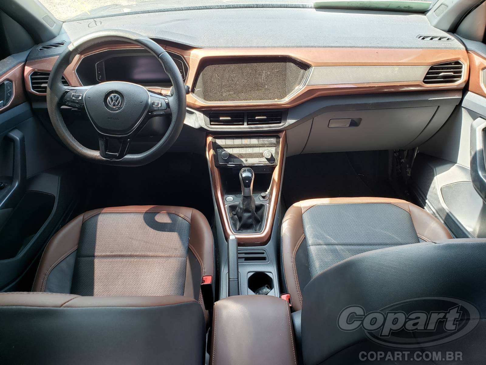 2021 VOLKSWAGEN T-CROSS — foto 9 de 10