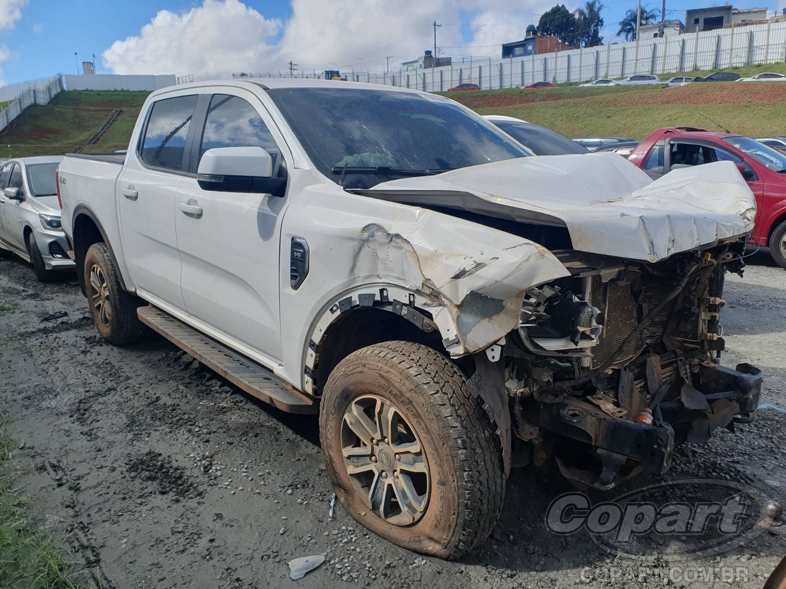 Ford Ranger CD XLT AT 3.0 V6 2024 Médio Dano Frontal