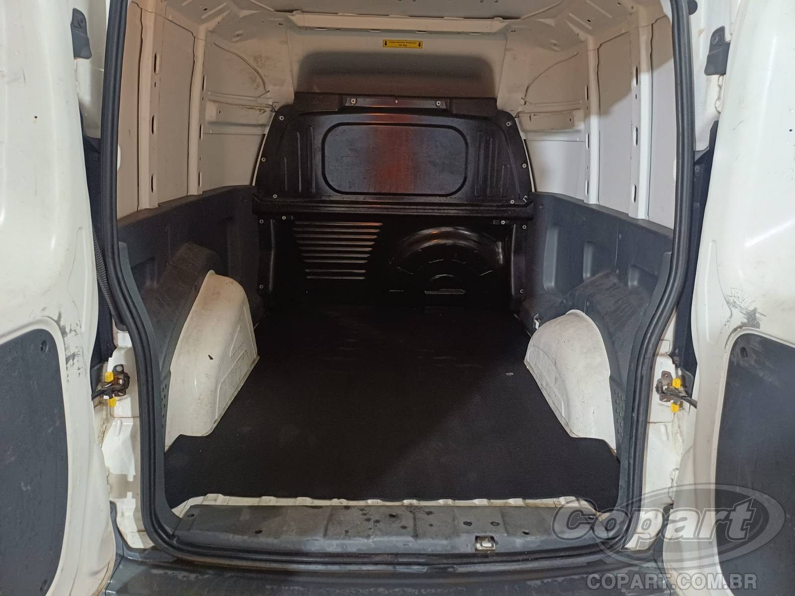 2021 FIAT FIORINO FURGAO — foto 6 de 10