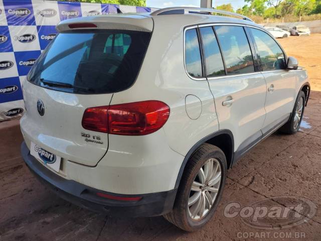 2011 VOLKSWAGEN TIGUAN 