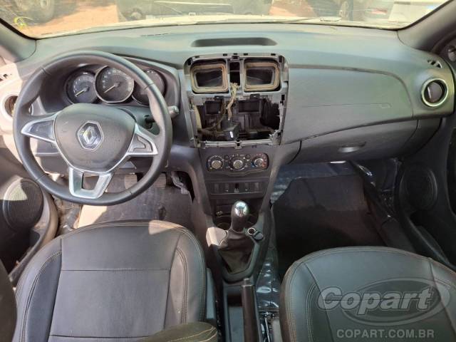 2023 RENAULT LOGAN 