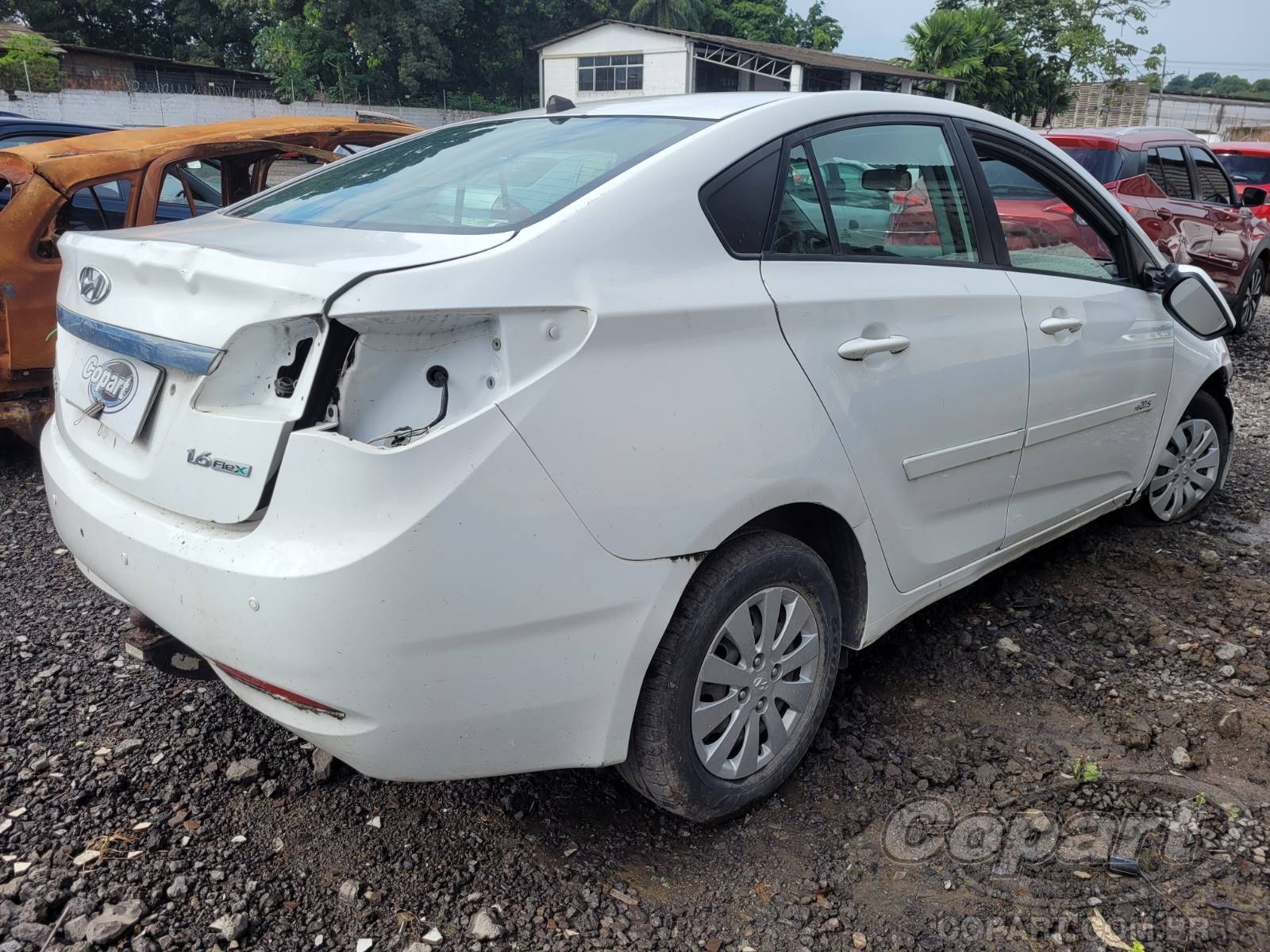 Foto 4: 2015 HYUNDAI HB20S