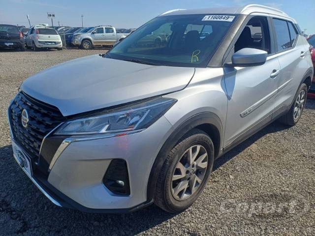 2022 NISSAN KICKS 