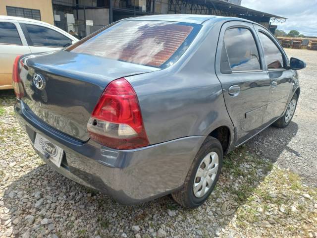 2015 TOYOTA ETIOS SEDA 