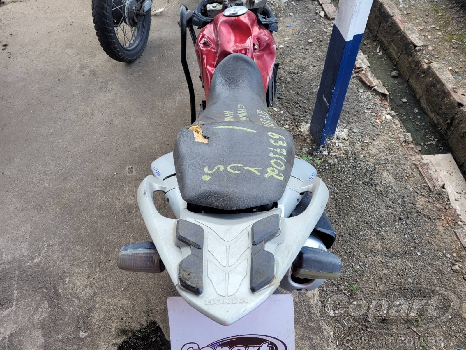 Foto 10 de 10: 2014 HONDA XRE 300