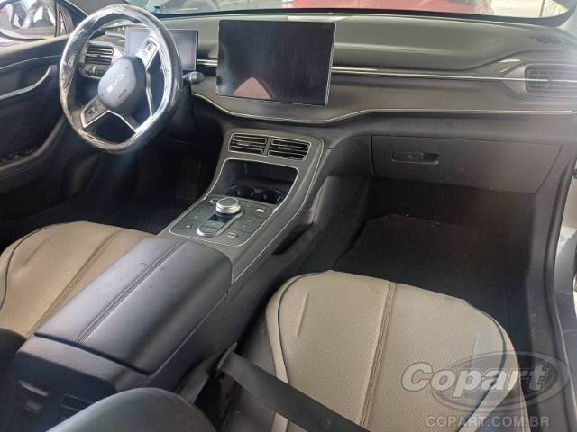 2025 BYD KING 