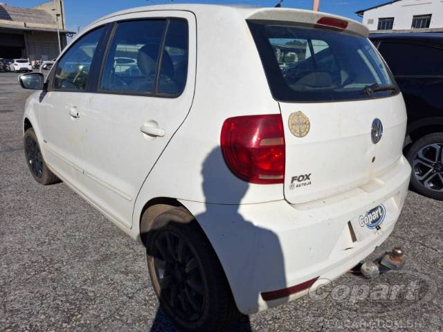 2013 VOLKSWAGEN FOX 
