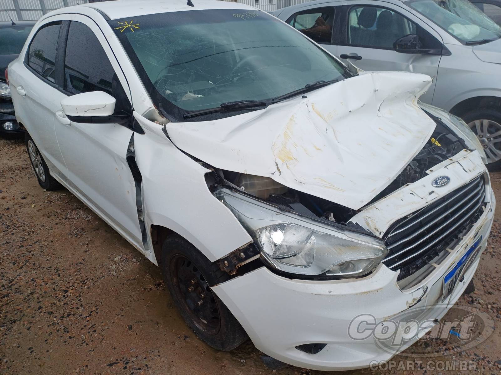 Ford Ka Sedan SE 1.0 12V 2017 Médio Dano Frontal