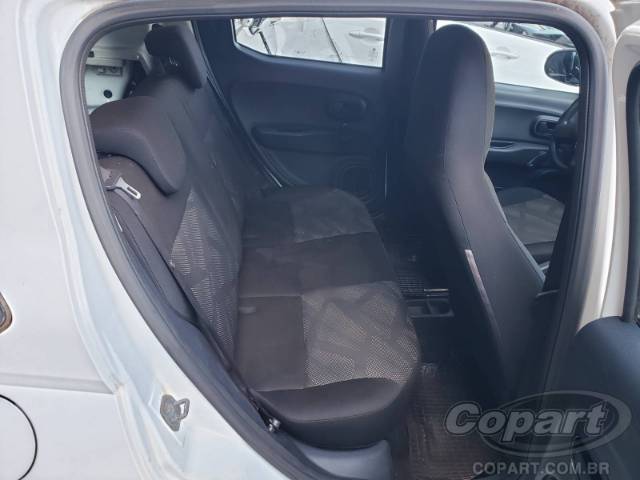 2017 FIAT MOBI 