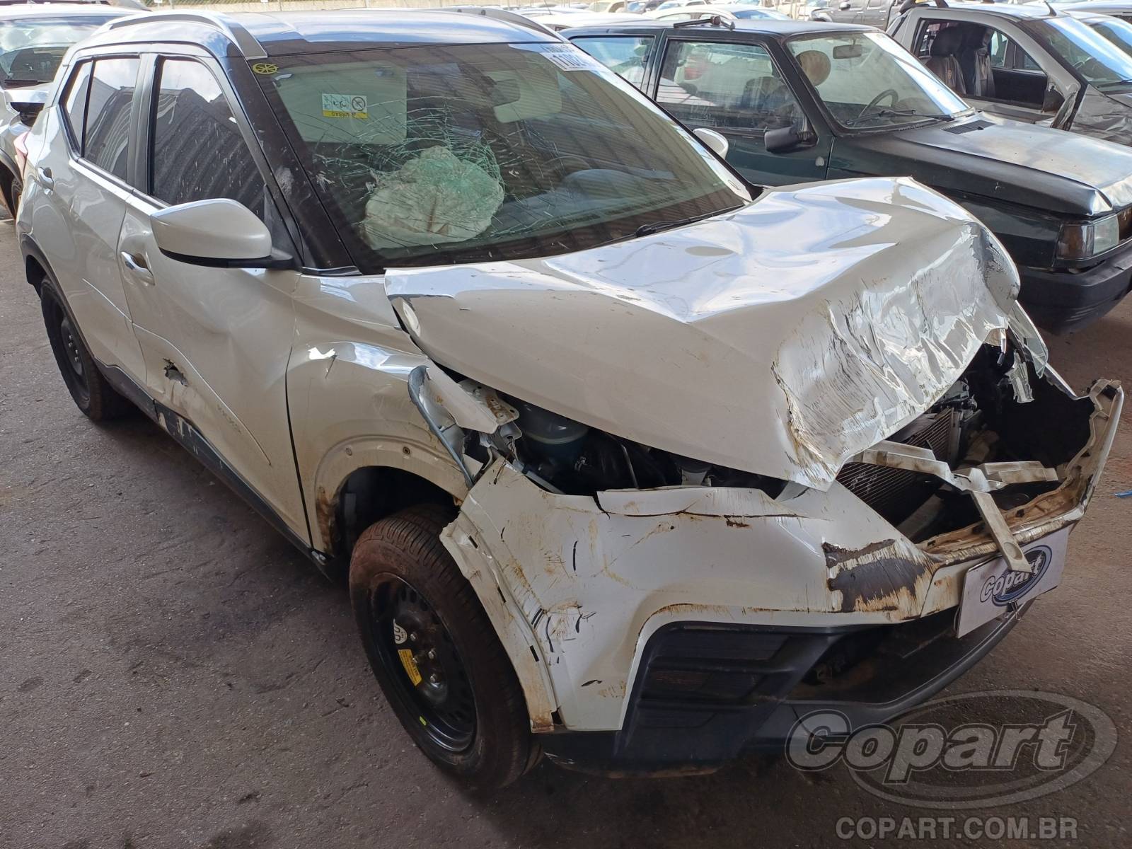 NISSAN KICKS 2019