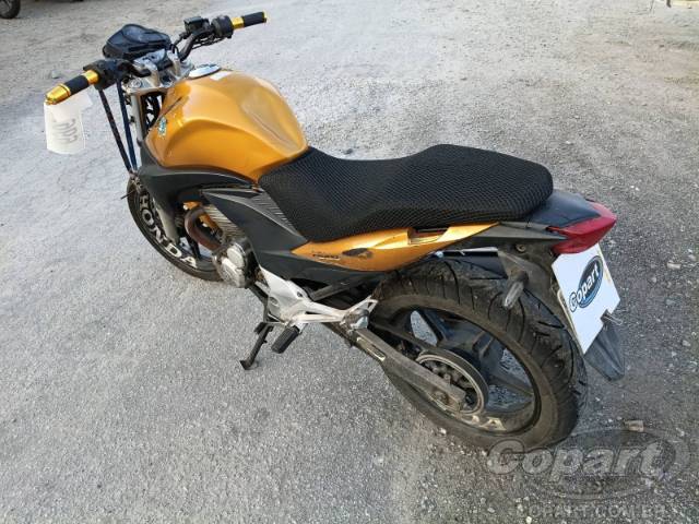 2011 HONDA CB 300 