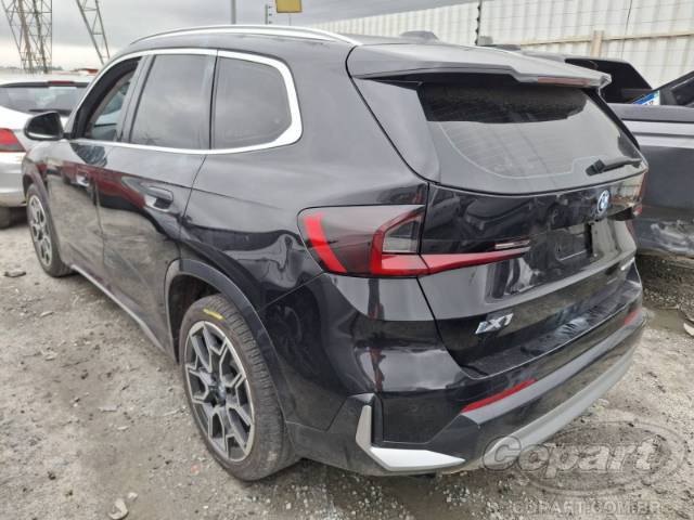 2025 BMW IX1 