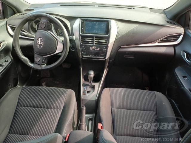 2021 TOYOTA YARIS 