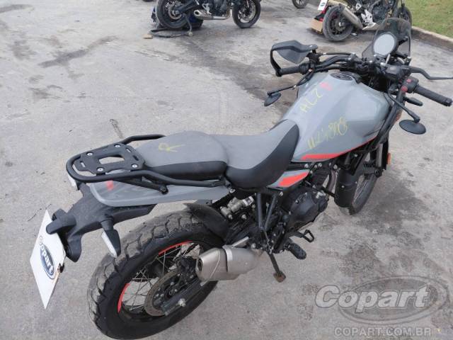 2026 ROYAL ENFIELD HIMALAYAN 