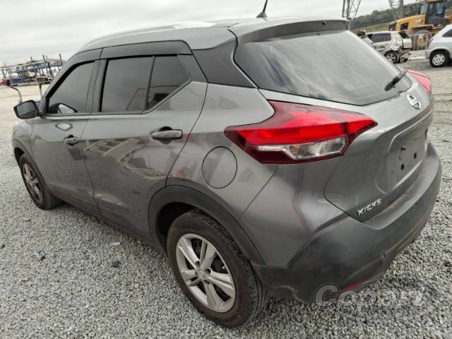 2020 NISSAN KICKS 