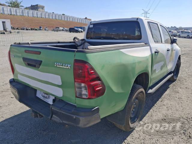 2024 TOYOTA HILUX CD 