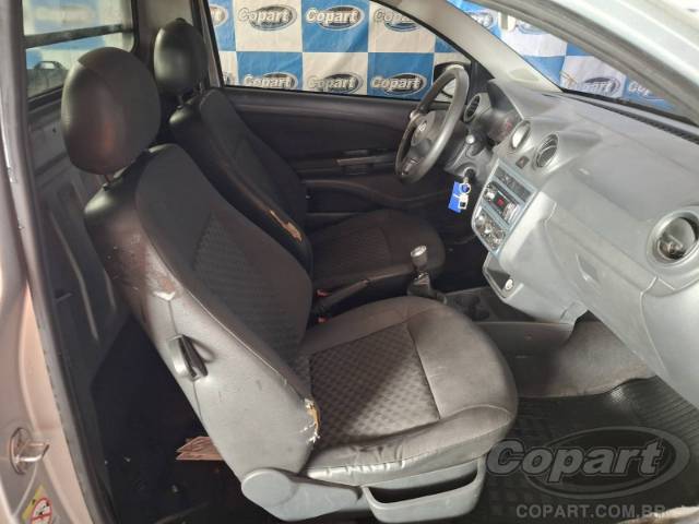 2015 VOLKSWAGEN SAVEIRO 