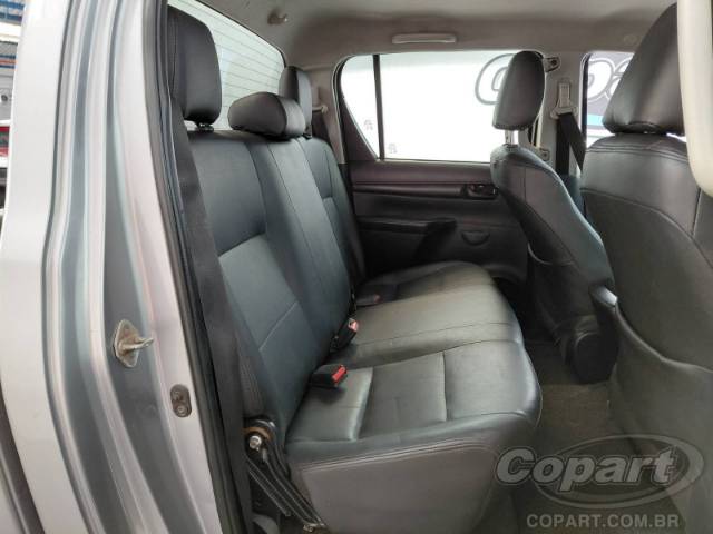 2017 TOYOTA HILUX CD 