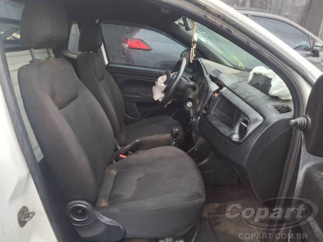 2021 FIAT STRADA 