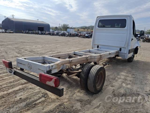 2027 MERCEDES-BENZ Sprinter Truck 