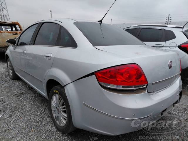 2009 FIAT LINEA 