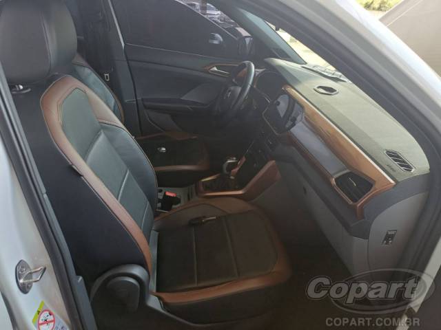 2020 VOLKSWAGEN T-CROSS 