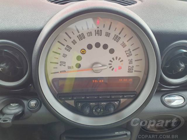 2011 MINI COOPER 