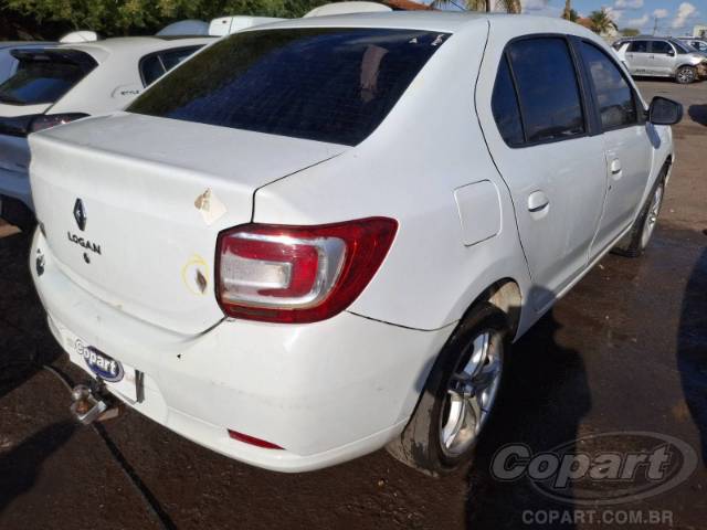 2015 RENAULT LOGAN 
