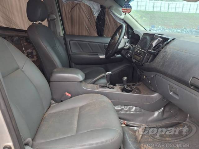2013 TOYOTA HILUX CD 