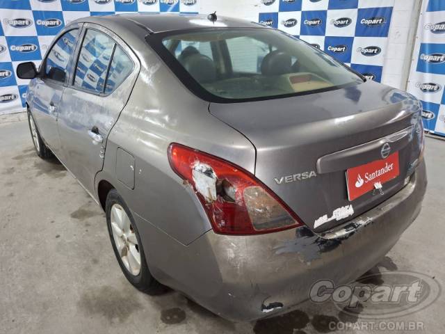 2013 NISSAN VERSA 
