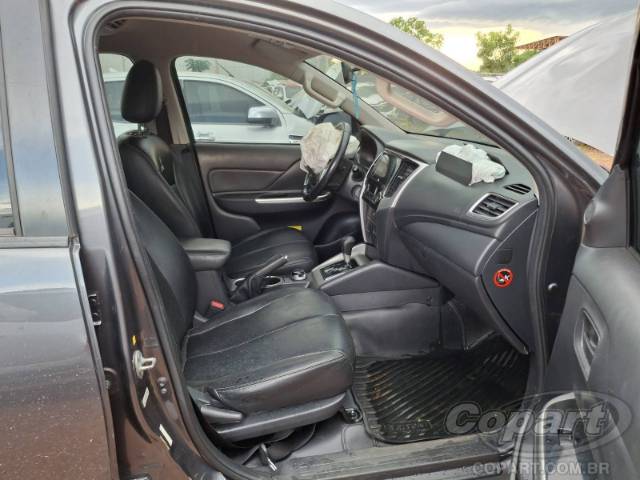 2021 MITSUBISHI L200 TRITON 