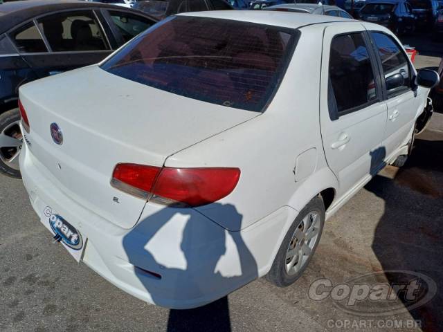 2015 FIAT SIENA 