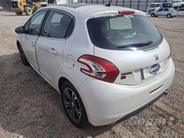 2014 PEUGEOT 208 