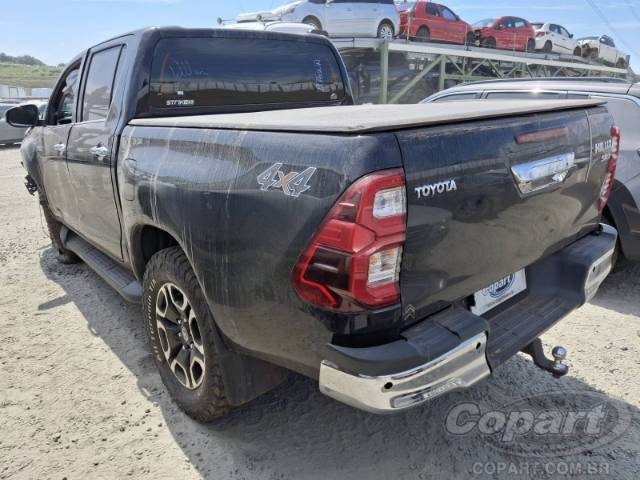 2022 TOYOTA HILUX CD 