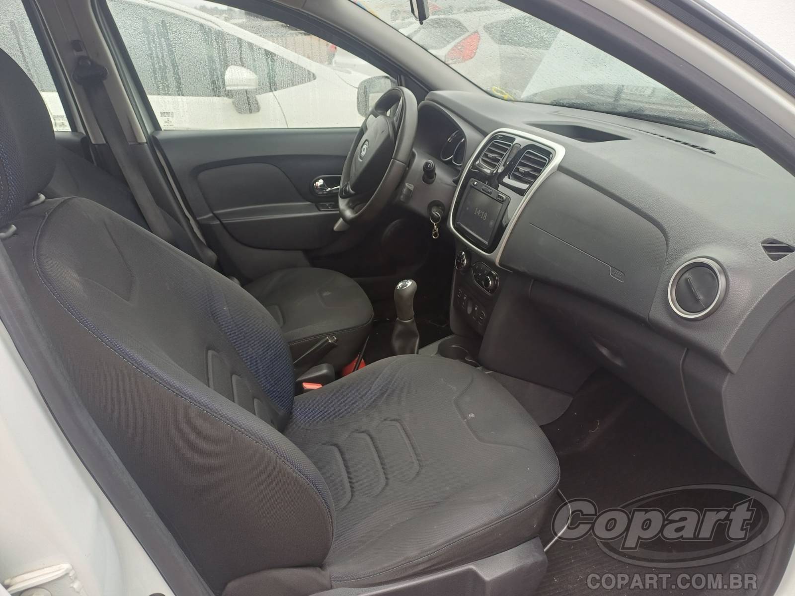 2016 RENAULT SANDERO — foto 5 de 10