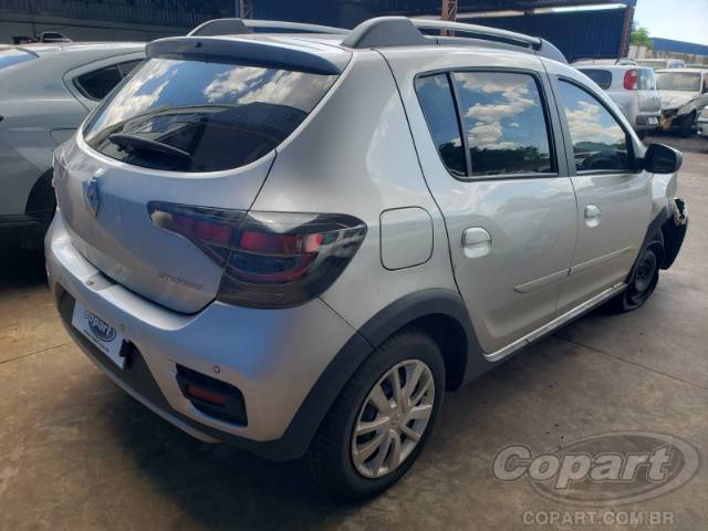 2024 RENAULT SANDERO 