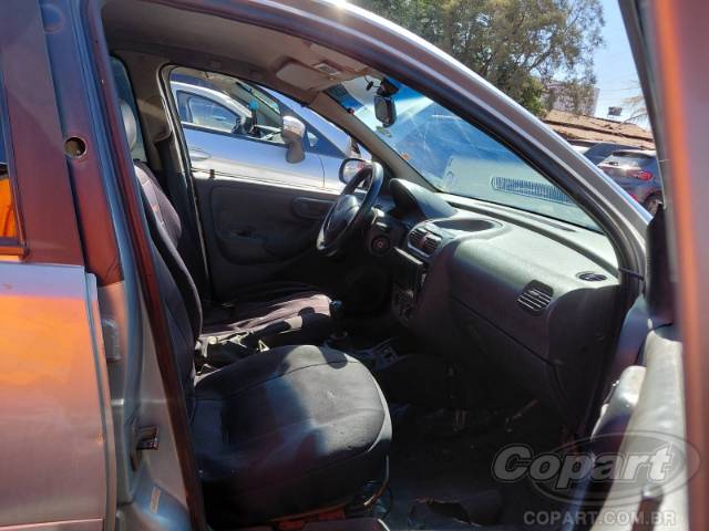 2006 CHEVROLET CORSA SEDAN 