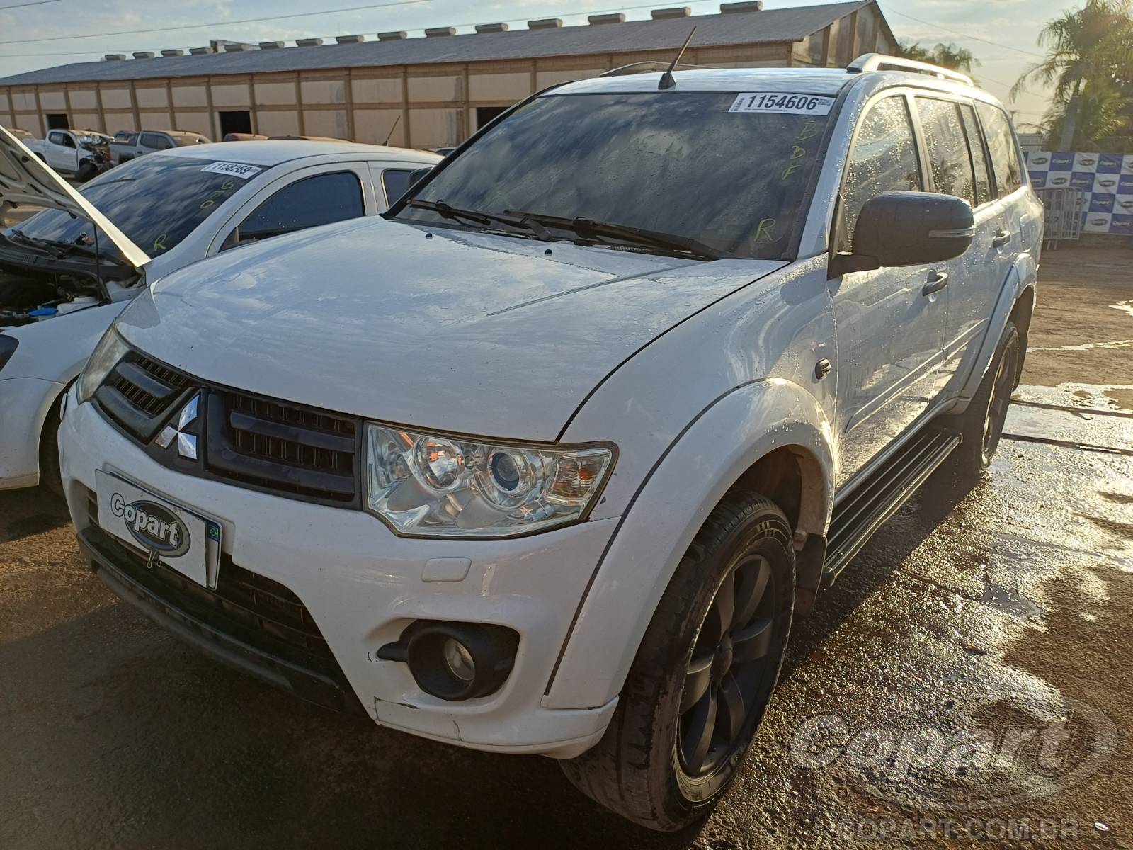 Foto 2: 2016 MITSUBISHI PAJERO