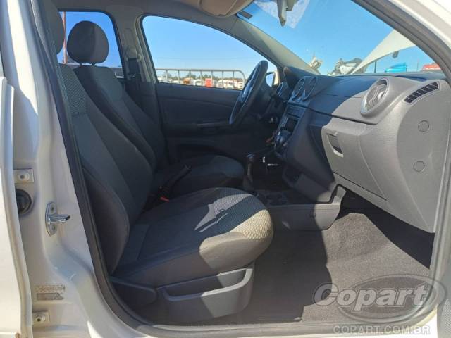 2013 VOLKSWAGEN GOL 