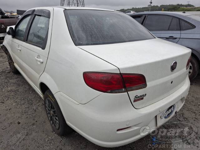 2015 FIAT SIENA 