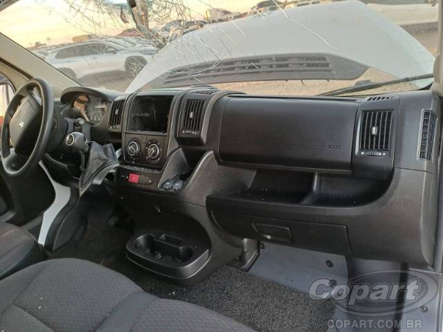 2023 PEUGEOT BOXER 