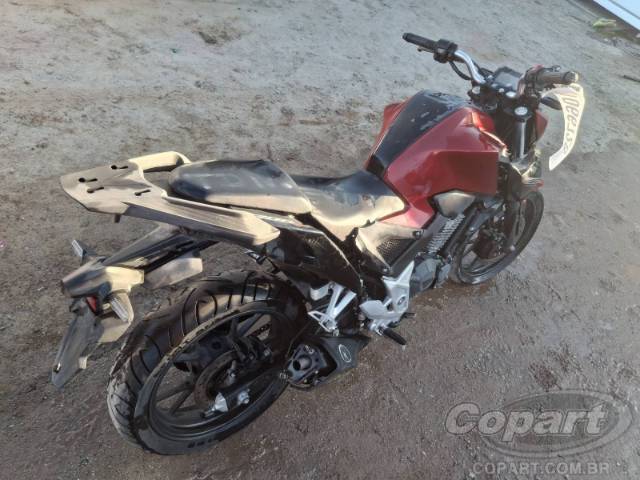 2025 HONDA CB 300F 