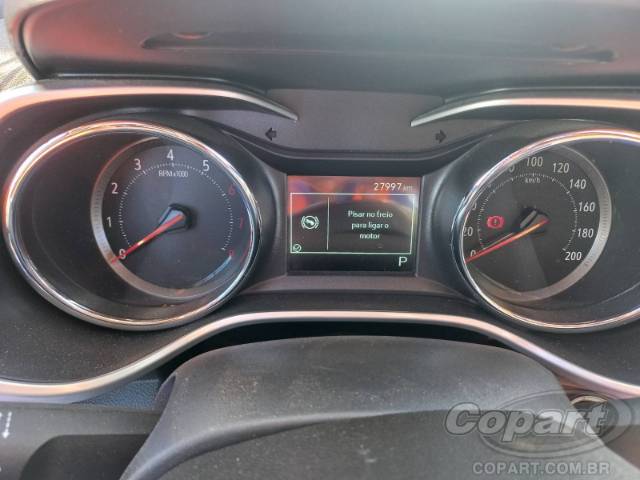 2025 CHEVROLET TRACKER 