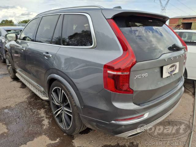 2019 VOLVO XC90 