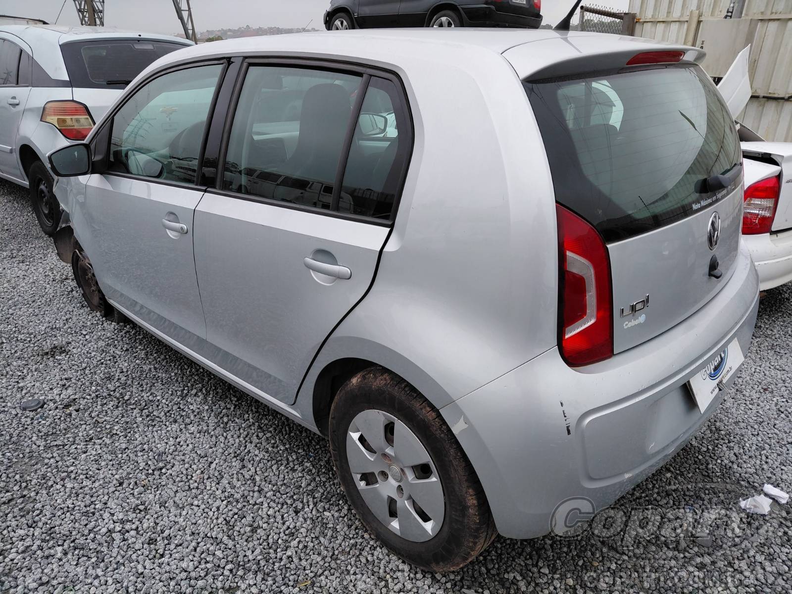 Foto 3: 2016 VOLKSWAGEN UP