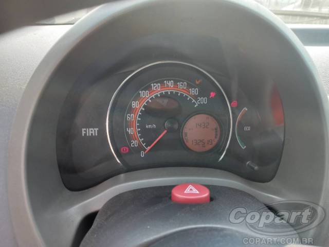 2015 FIAT UNO 